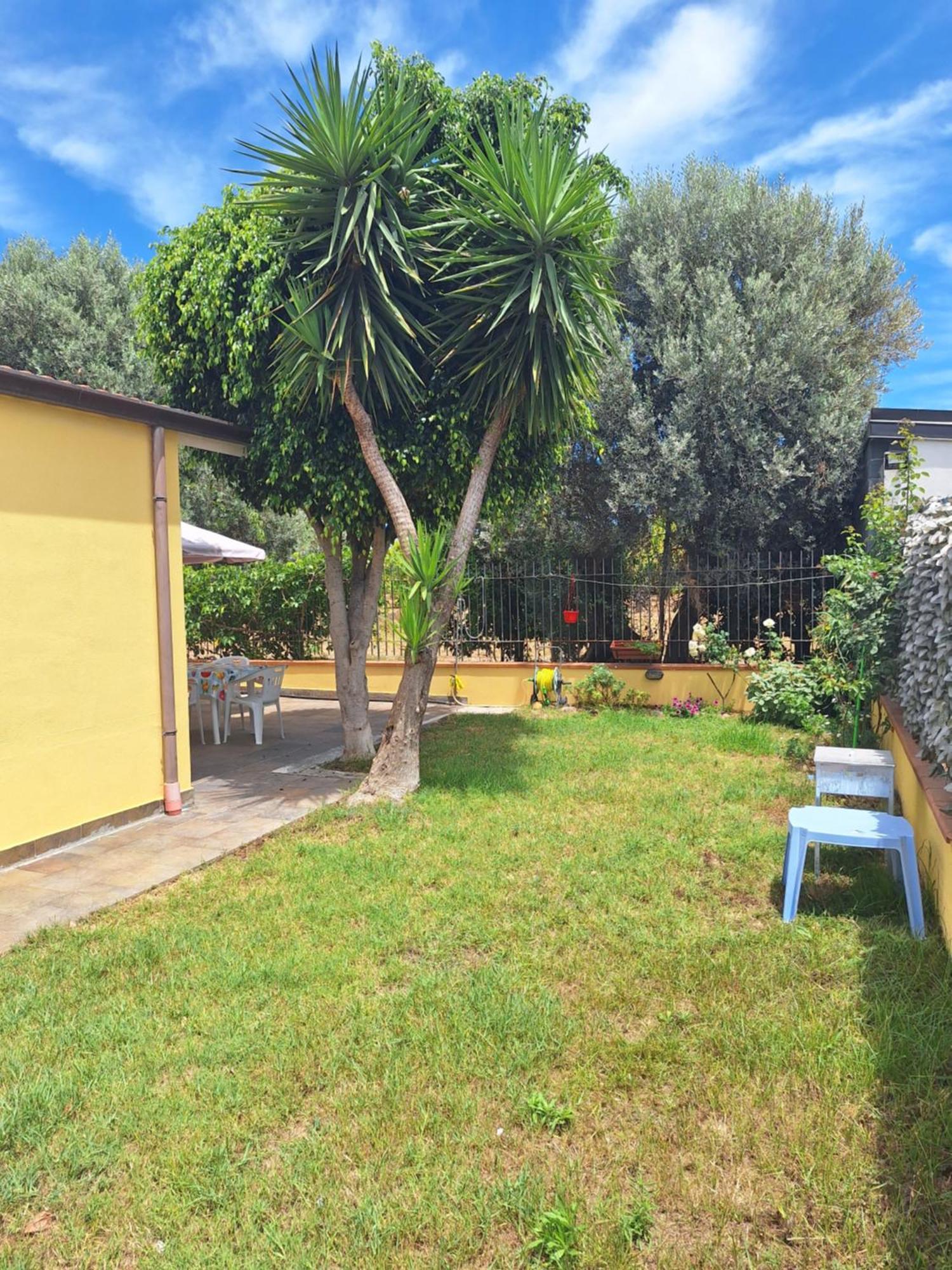 Casa Vacanza Marta Torrenova エクステリア 写真