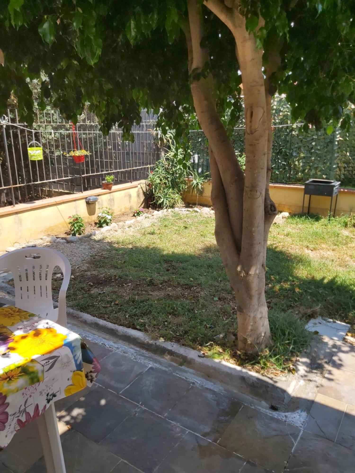 Casa Vacanza Marta Torrenova エクステリア 写真