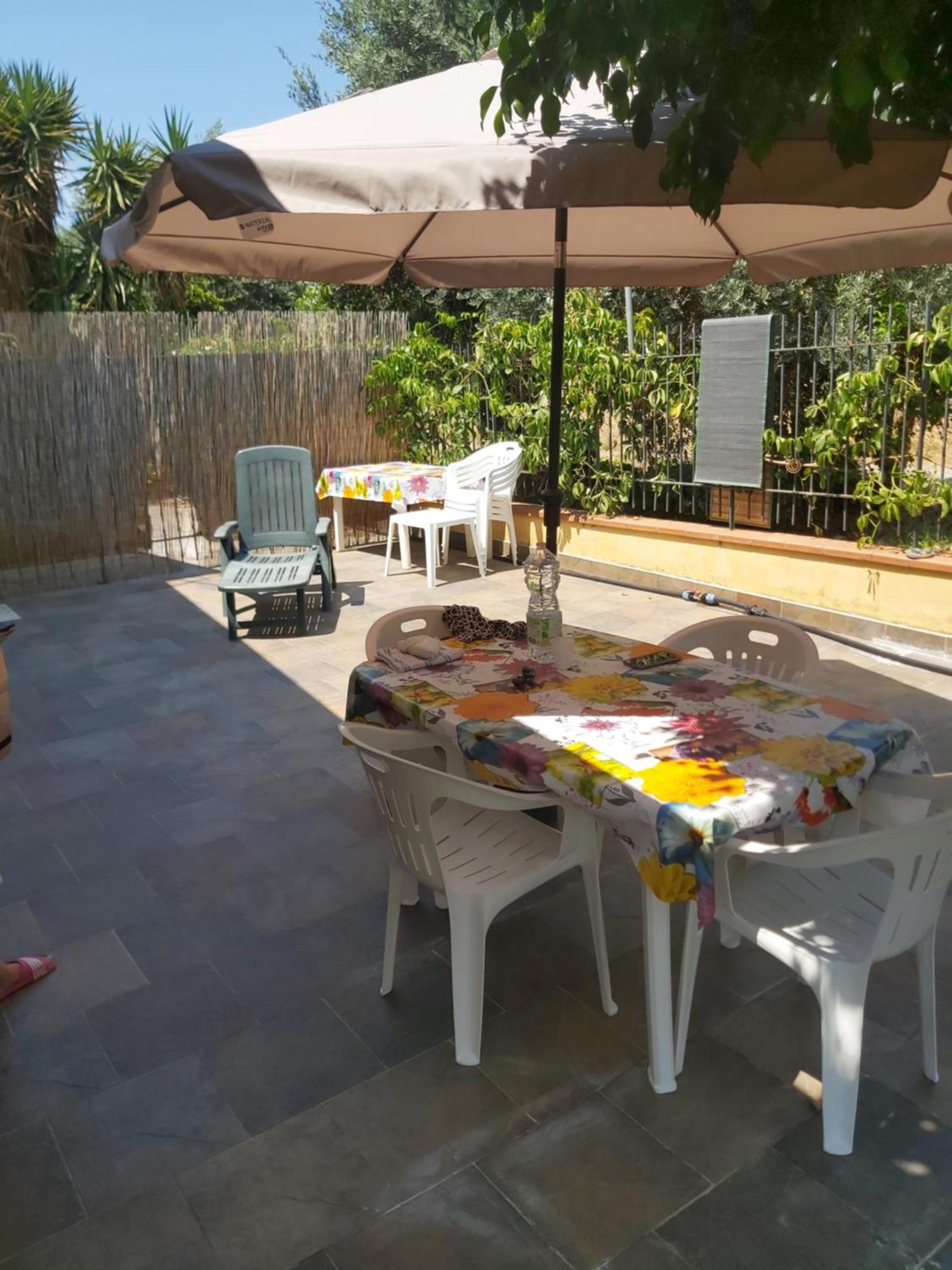 Casa Vacanza Marta Torrenova エクステリア 写真